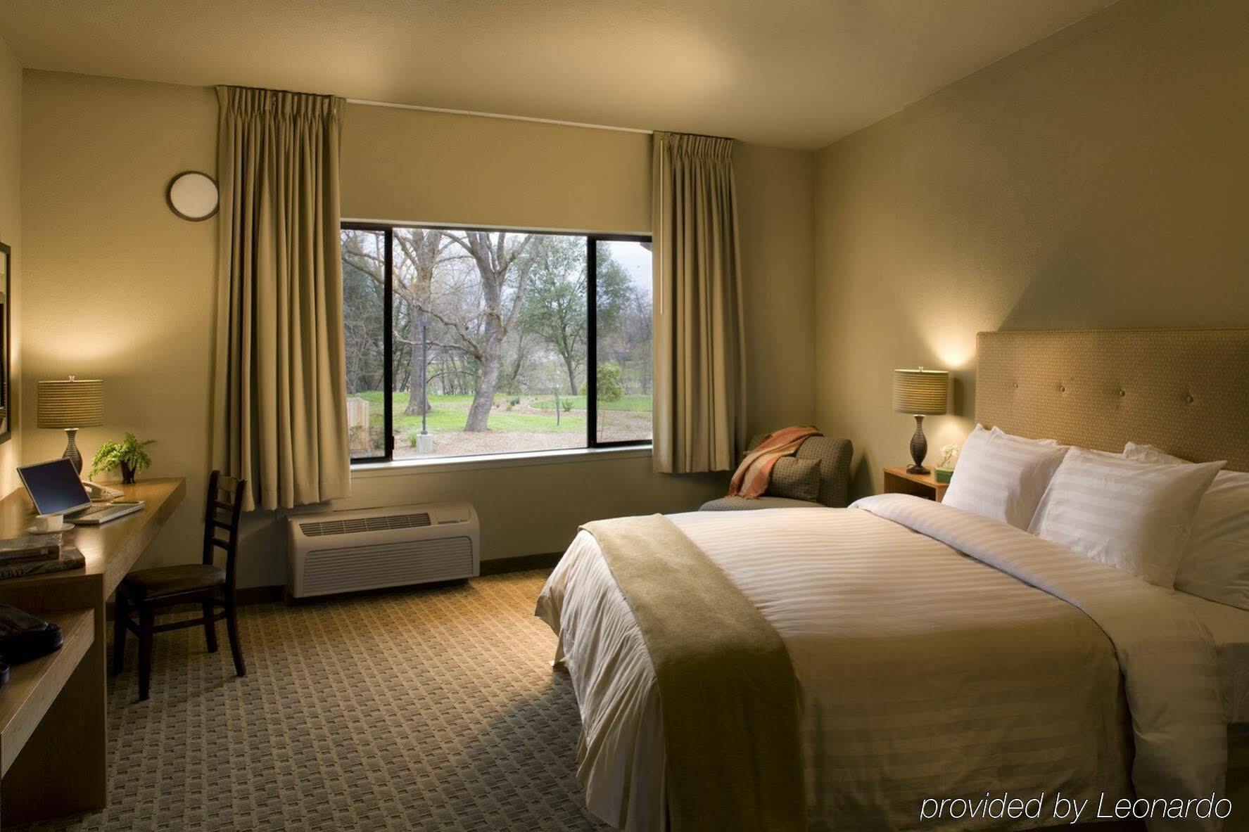Gaia Hotel & Spa, Ascend Hotel Collection Anderson Extérieur photo